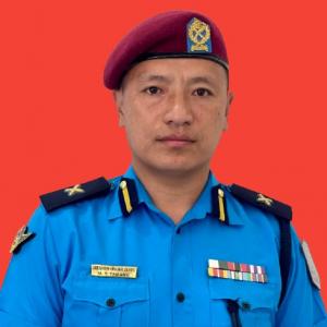 वडा प्रहरी भद्रपुरका प्रहरी निरीक्षक मोतीलाल योञ्जन चैत महिनाको सर्वोत्कृष्ट प्रहरी