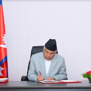 फिर्ता पठाइएको संवैधानिक परिषद्सम्बन्धी अध्यादेश जारी गरे राष्ट्रपतिले