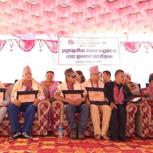 लेटाङ–९ को प्रशासनिक भवन उद्घाटनमा जग्गादातालाई सम्मान