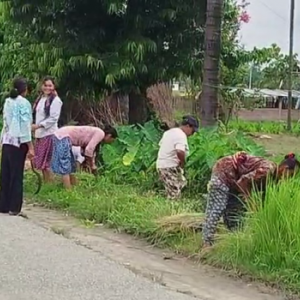बेलबारीको इमान स्मृति टोल विकास संस्थाले शुरु गर्याे सरसफाइ अभियान