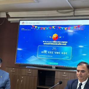 साढे ३ सय रुपैयाँको सामान किनेका उपभोक्ताले पाए १० लाख रुपैयाँको करदाता पुरस्कार