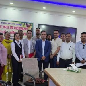 आयुर्वेद स्वास्थ्यकर्मीका ५ बुँदे माग, मन्त्रालयमा बुझाए ज्ञापनपत्र आयुर्वेद स्वास्थ्यकर्मीका ५ बुँदे माग, मन्त्रालयमा बुझाए ज्ञापनपत्र