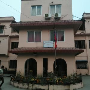 धरौटीमा छुटे छात्रामाथि दुर्व्यवहार आरोपमा पक्राउ परेका सुकुनाका शिक्षक र कर्मचारी