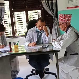 मृगौलियामा भएको निःशुल्क स्वास्थ्य शिविरबाट ४ सय जना लाभान्वित