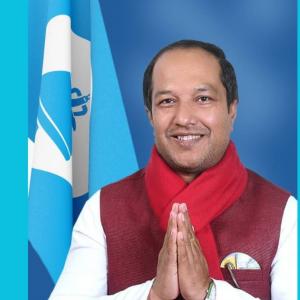 सुनसरीका दीपककुमार साह बने उद्योगमन्त्री सुनसरीका दीपककुमार साह बने उद्योगमन्त्री