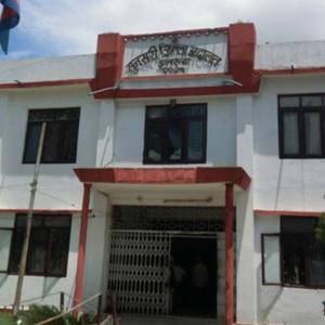 नवीकरण नगर्ने लेखापढी व्यवसायीलाई काम गर्न रोक लगाउन अदालतको निर्देशन