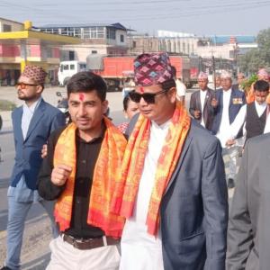 इटहरीको बालग्राममा गरियो फूलपाती बढाइँ, सांसद चौधरीले गरे प्रशंसा