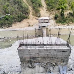 दुई जिल्ला जोड्ने सुनकोशी पुल छ वर्षदेखि अलपत्र दुई जिल्ला जोड्ने सुनकोशी पुल छ वर्षदेखि अलपत्र